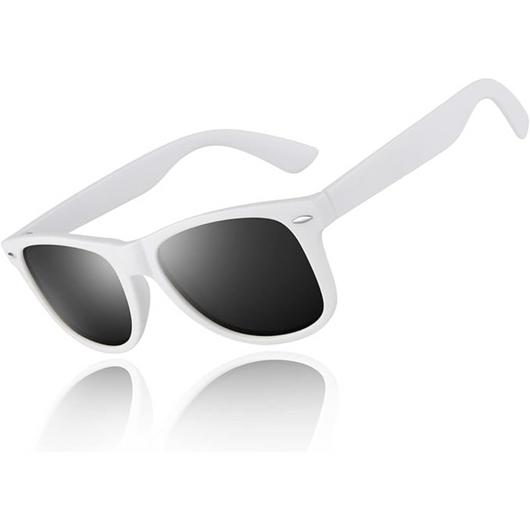 Solvex™ - Retro-Inspired Polarized Protection for Daylong Comfort
